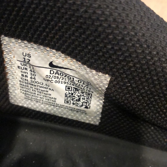 Men’s Nike baseball cleats - Picture 7 of 7